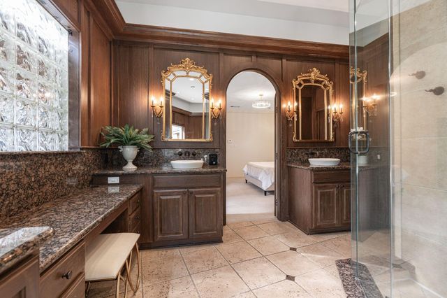13702 Alchester Lane, Houston, TX 77079