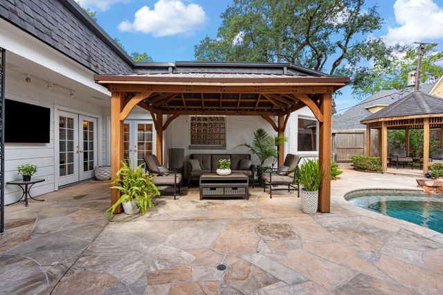 13702 Alchester Lane, Houston, TX 77079