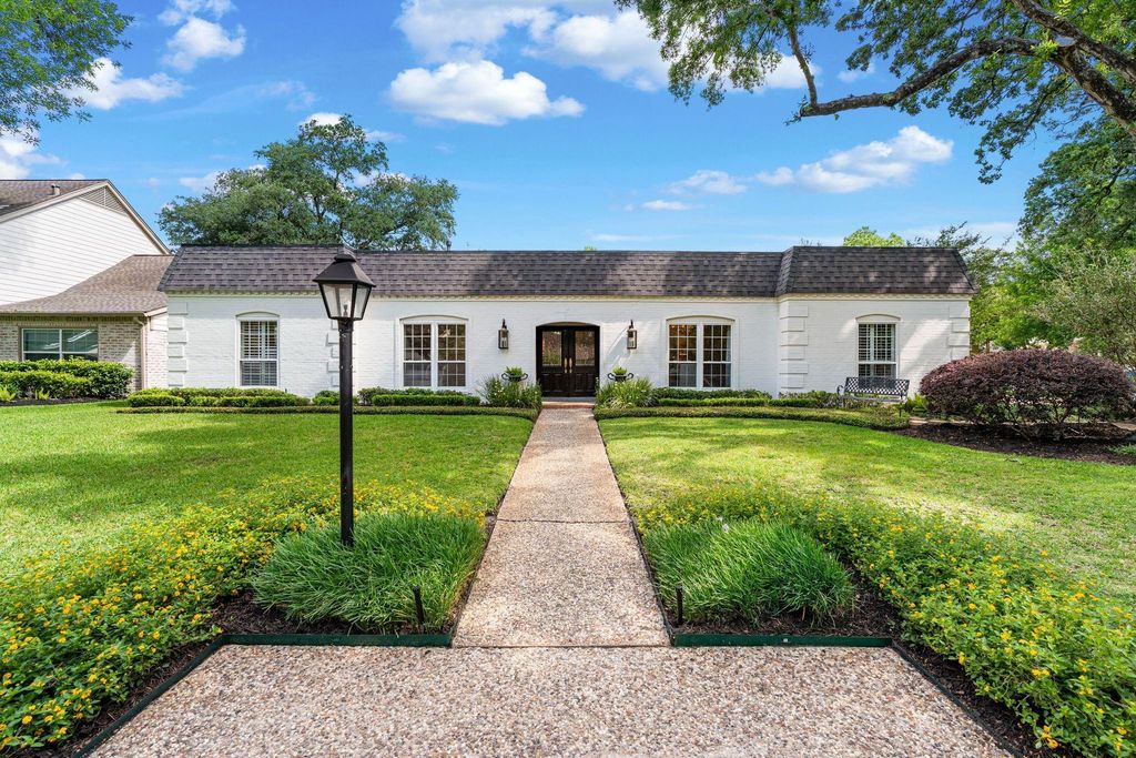 13702 Alchester Lane, Houston, TX 77079