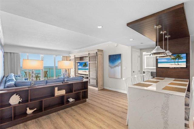 230 SANDS POINT ROAD 3703, Longboat Key, FL 34228