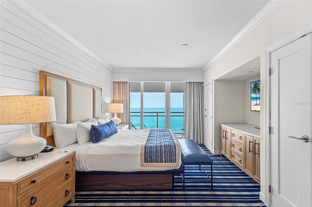 230 SANDS POINT ROAD 3703, Longboat Key, FL 34228