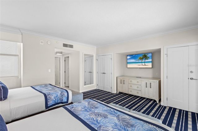 230 SANDS POINT ROAD 3703, Longboat Key, FL 34228