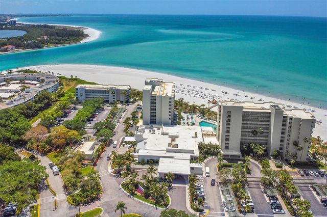 230 SANDS POINT ROAD 3703, Longboat Key, FL 34228