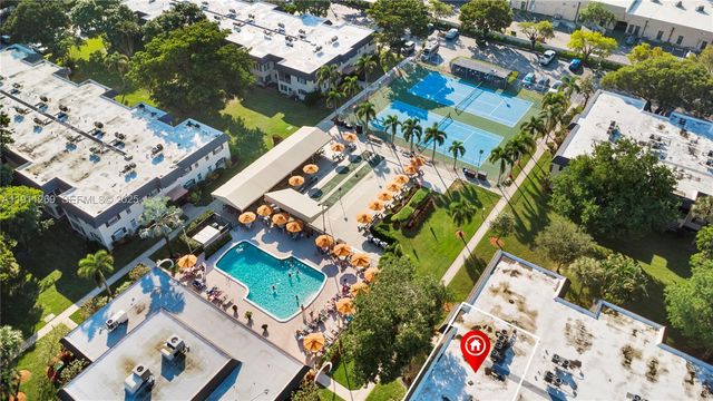 5661 SW 2nd Ct 216, Margate, FL 33068