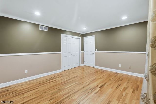 12 Vine St, Chatham Boro, NJ 07928