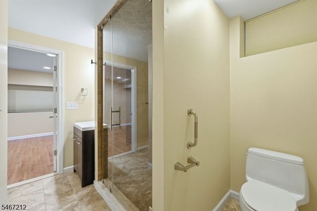 12 Vine St, Chatham Boro, NJ 07928