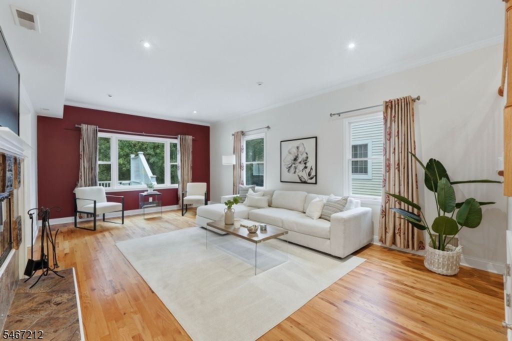 12 Vine St, Chatham Boro, NJ 07928 — photo 5