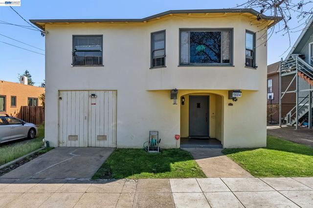 1604 Schiller St, Alameda, CA 94501