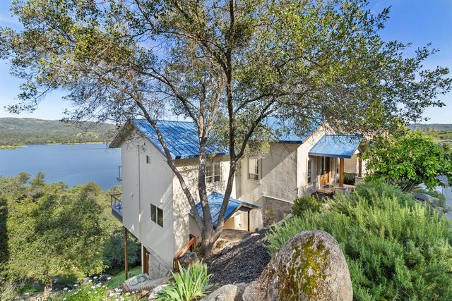 3797 Mountainview Dr, Loomis, CA 95650