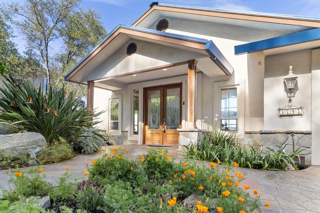 3797 Mountainview Dr, Loomis, CA 95650
