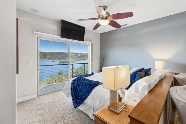 3797 Mountainview Dr, Loomis, CA 95650