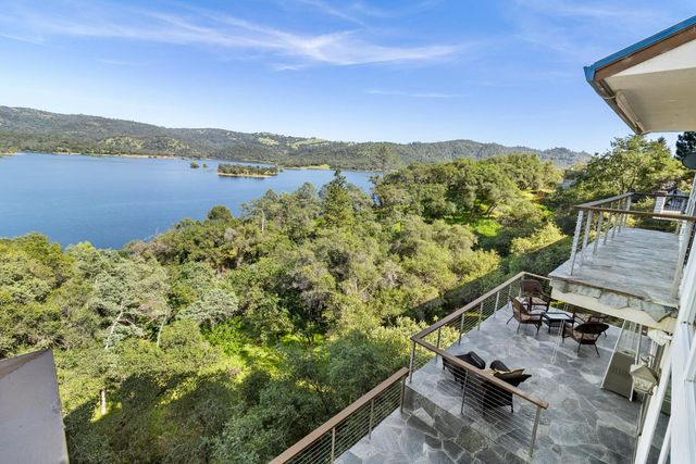 3797 Mountainview Dr, Loomis, CA 95650
