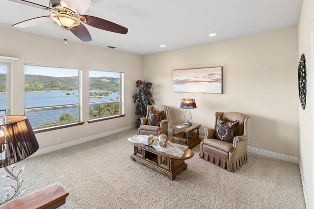 3797 Mountainview Dr, Loomis, CA 95650