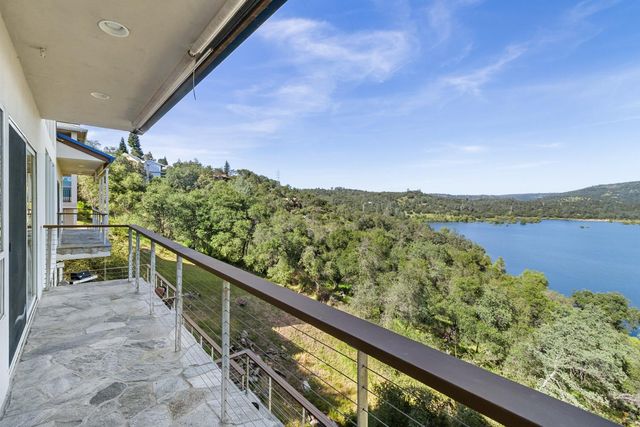 3797 Mountainview Dr, Loomis, CA 95650