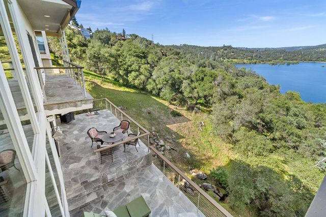 3797 Mountainview Dr, Loomis, CA 95650