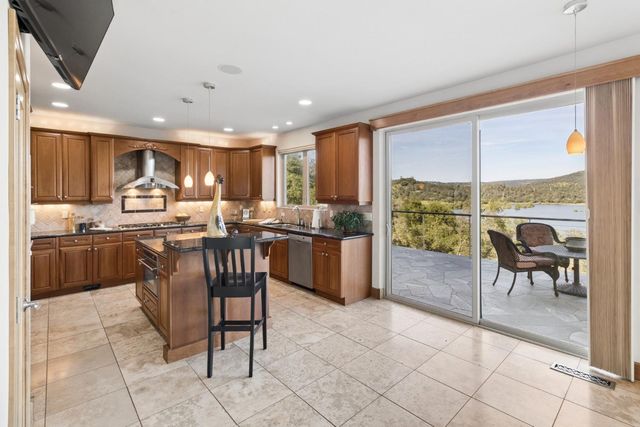 3797 Mountainview Dr, Loomis, CA 95650