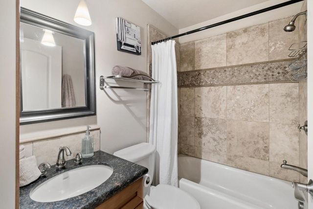 3797 Mountainview Dr, Loomis, CA 95650