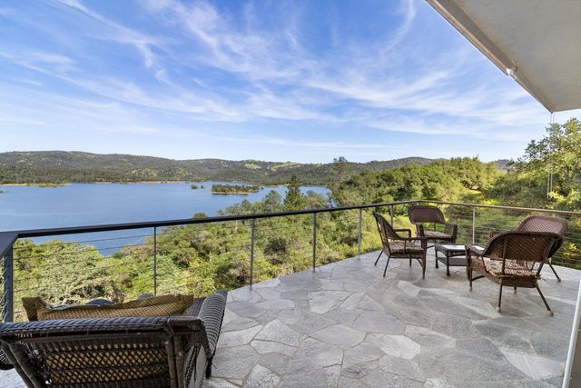 3797 Mountainview Dr, Loomis, CA 95650