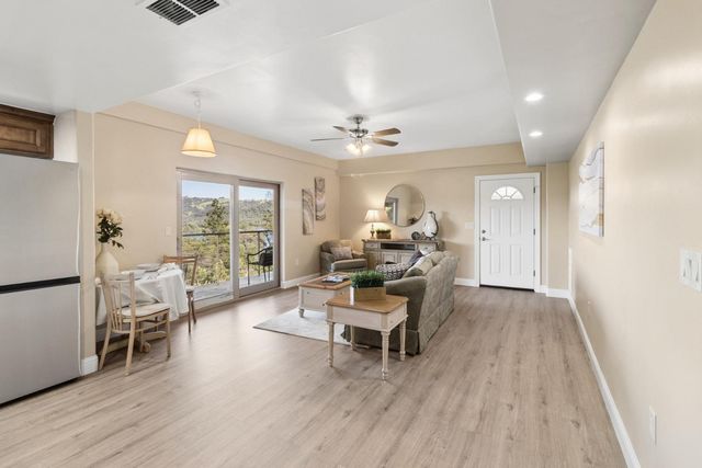 3797 Mountainview Dr, Loomis, CA 95650