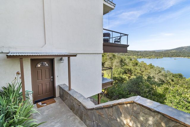 3797 Mountainview Dr, Loomis, CA 95650