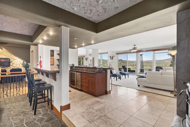 3797 Mountainview Dr, Loomis, CA 95650