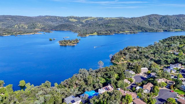 3797 Mountainview Dr, Loomis, CA 95650