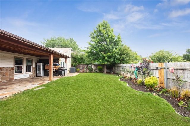 2604 Driskill Drive, Euless, TX 76039
