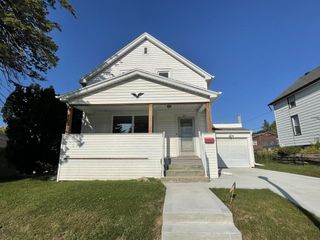 215 Oak STREET, Sheboygan Falls, WI 53085