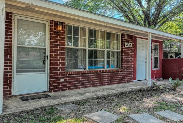 808 N Wright Avenue, Kerens, TX 75144