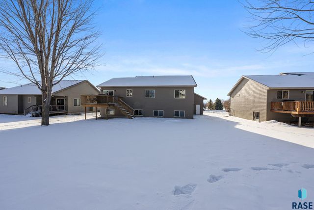 4912 E Tiger Lilly St Street, Sioux Falls, SD 57103