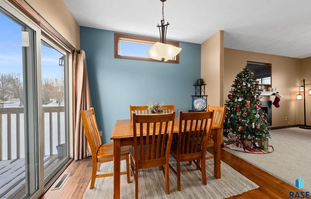 4912 E Tiger Lilly St Street, Sioux Falls, SD 57103