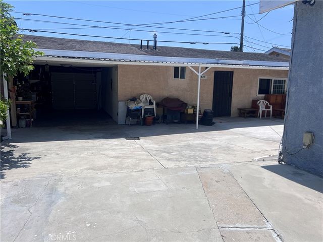 1222 E 103rd Street, Los Angeles, CA 90002