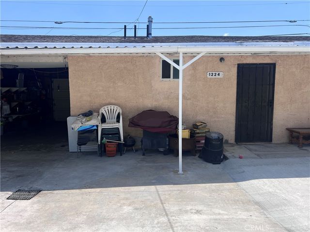 1222 E 103rd Street, Los Angeles, CA 90002