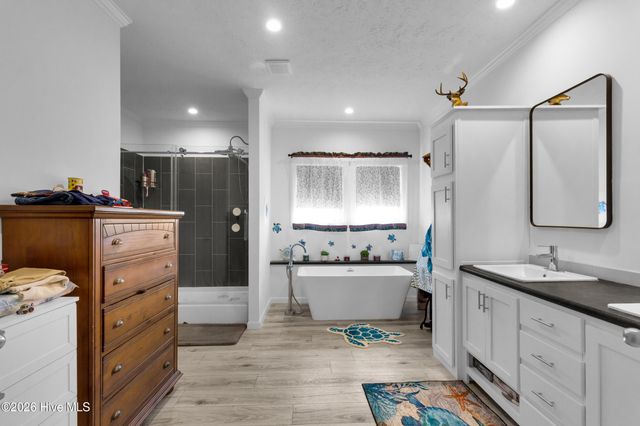 105 Gosling Lane, Beaufort, NC 28516