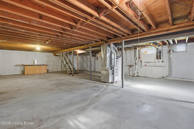 7003 Sunny Vale Way, Louisville, KY 40272