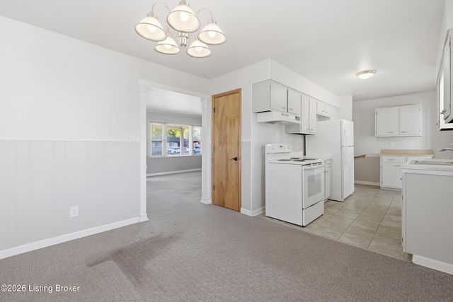 7003 Sunny Vale Way, Louisville, KY 40272