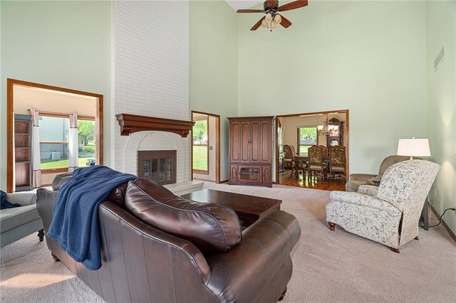 15367 Monrovia Street, Overland Park, KS 66221