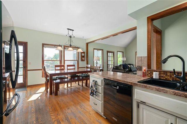 15367 Monrovia Street, Overland Park, KS 66221