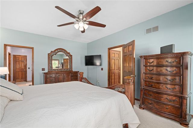 15367 Monrovia Street, Overland Park, KS 66221