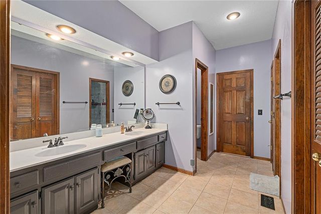 15367 Monrovia Street, Overland Park, KS 66221