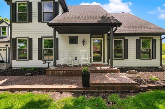 15367 Monrovia Street, Overland Park, KS 66221