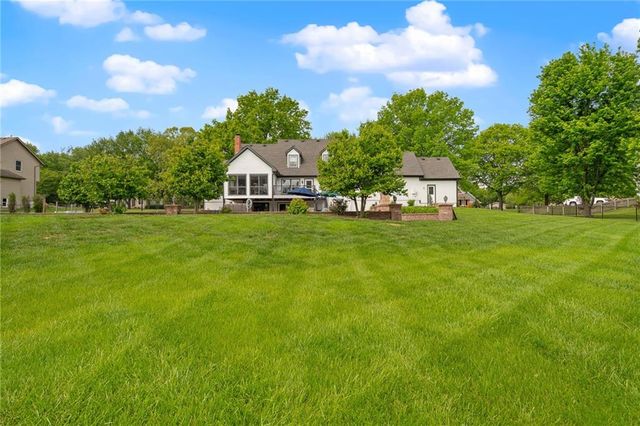 15367 Monrovia Street, Overland Park, KS 66221