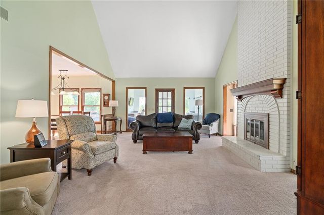 15367 Monrovia Street, Overland Park, KS 66221