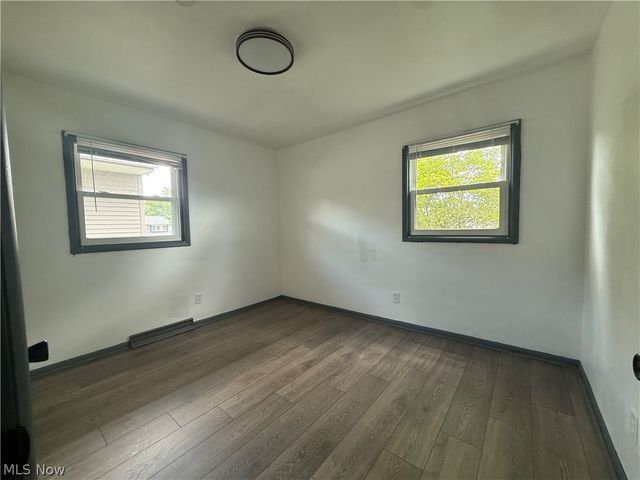 3160 Linda Drive NW, Warren, OH 44485
