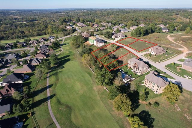 3239 W Bluffview Street, Springfield, MO 65810