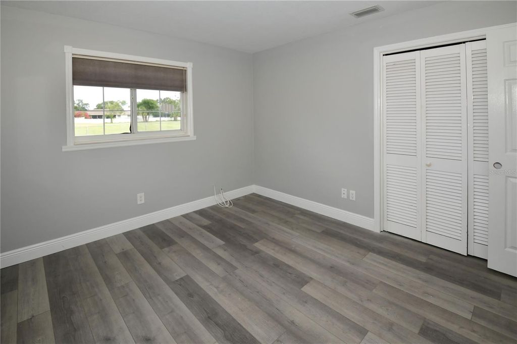 Image 15 of property listing at 6690 BURNING TREE DRIVE, Seminole, FL 33777