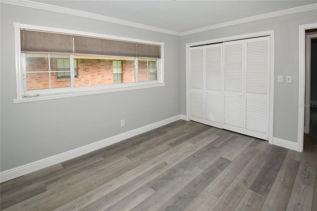 Image 17 of property listing at 6690 BURNING TREE DRIVE, Seminole, FL 33777