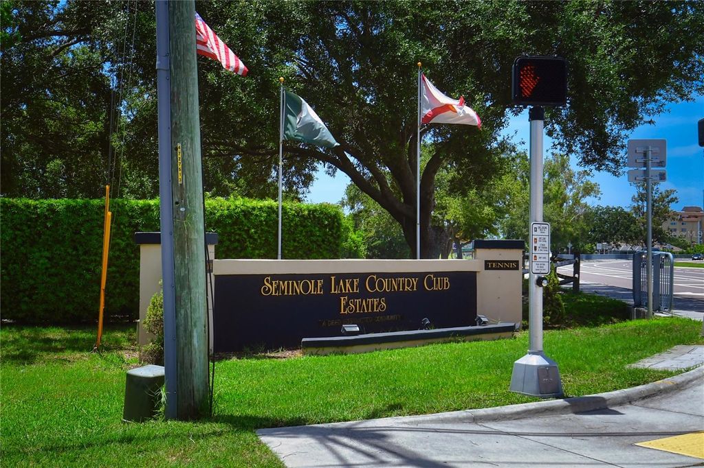 Image 53 of property listing at 6690 BURNING TREE DRIVE, Seminole, FL 33777