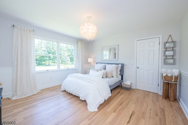 103 Briar Way, Branchburg Twp., NJ 08853