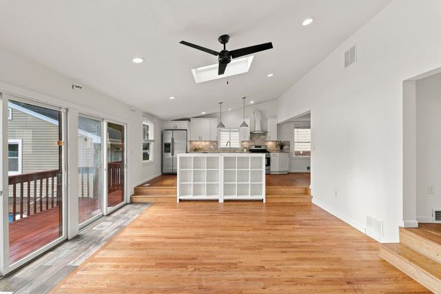 1138 MAYFAIR DR, Rahway, NJ 07065